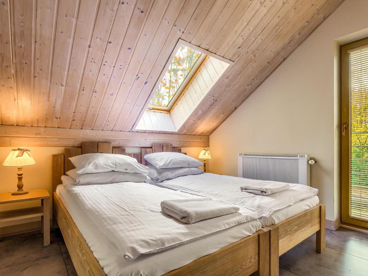 Mazursko - Komfortowe Domy 8 Osobowe Nad Jeziorem, Balia Lub Sauna Kretowiny Buitenkant foto